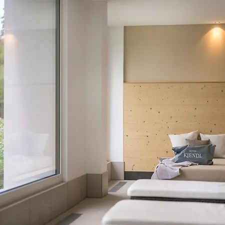 Hotel Kiendl 3*